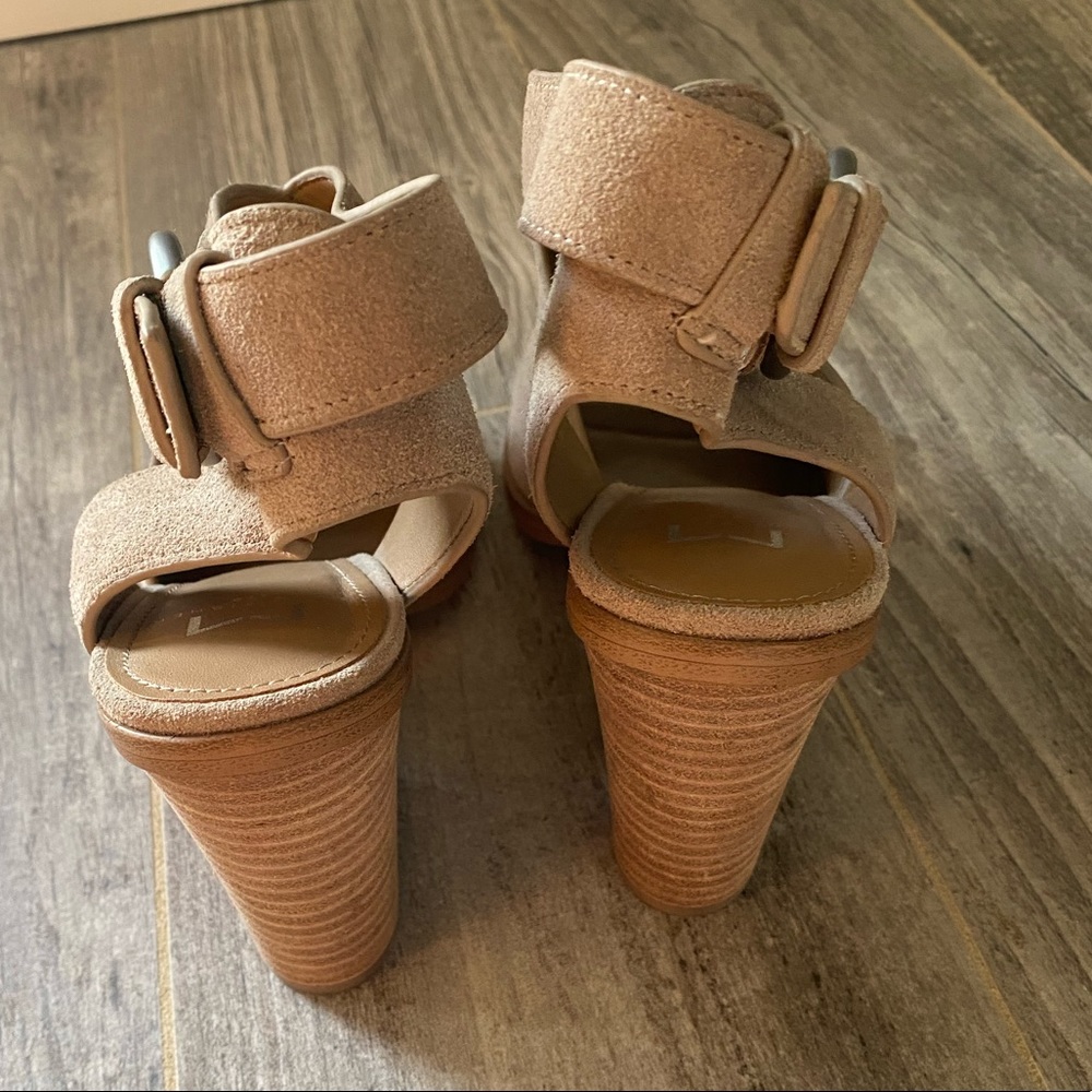 Marc Fisher ankle booties with open toe. Size 8 1/2 med. great condition. - Picture 3 of 5